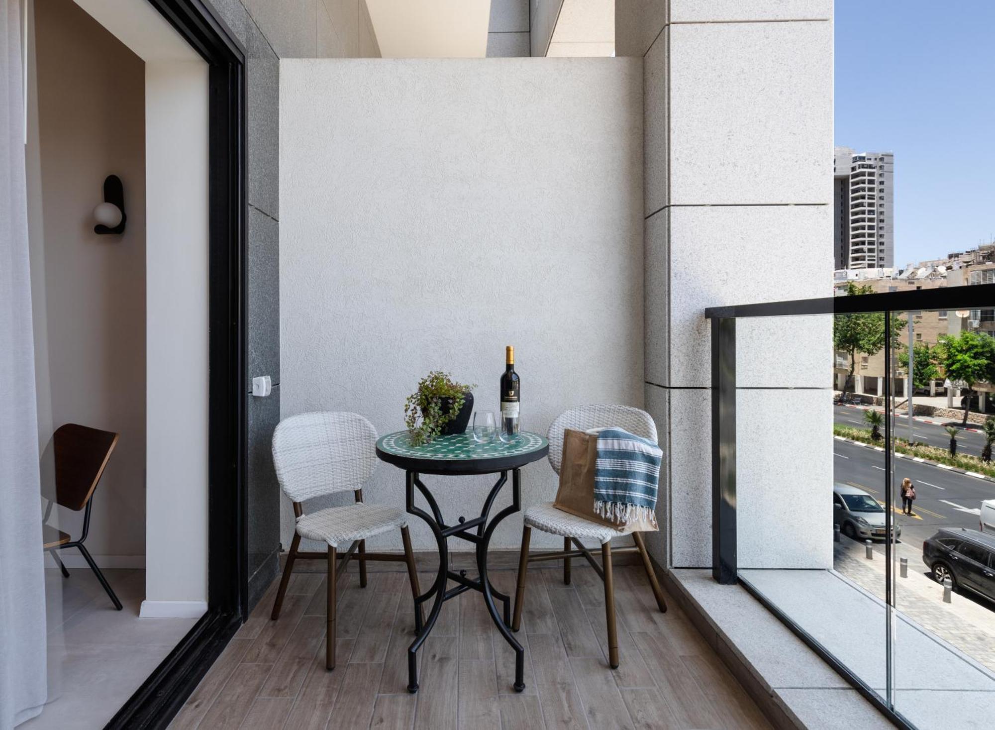 Tayo Studios & Apartments Bat Yam Exterior foto